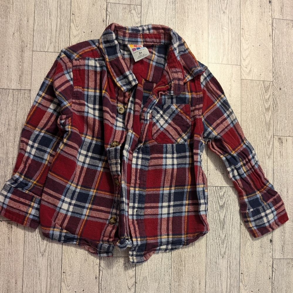 Plaid button-up